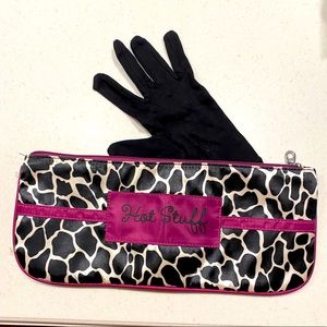 Hot tools travel case and glove